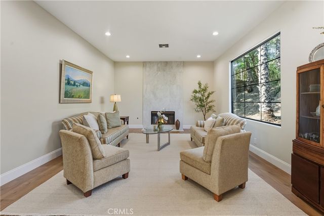 22248 Dumetz Road, Woodland Hills, CA 91364