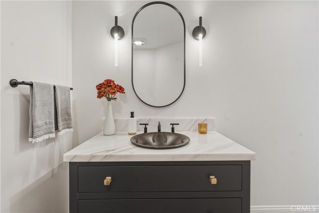 22248 Dumetz Road, Woodland Hills, CA 91364