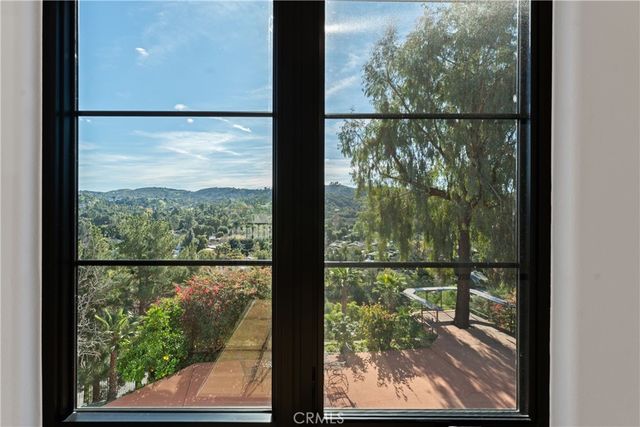 22248 Dumetz Road, Woodland Hills, CA 91364
