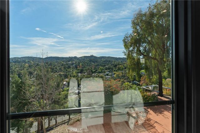 22248 Dumetz Road, Woodland Hills, CA 91364