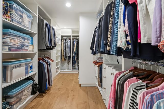 22248 Dumetz Road, Woodland Hills, CA 91364