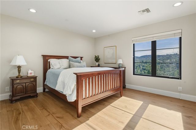 22248 Dumetz Road, Woodland Hills, CA 91364