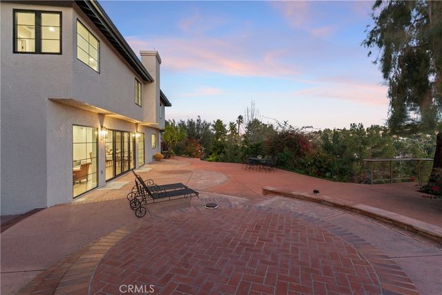 22248 Dumetz Road, Woodland Hills, CA 91364