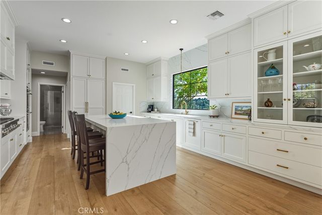 22248 Dumetz Road, Woodland Hills, CA 91364