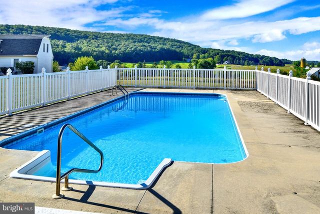 1151 KING DRIVE, Chambersburg, PA 17202