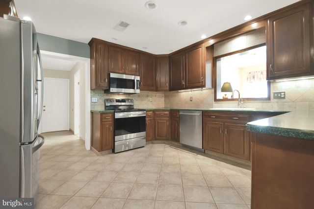 1151 KING DRIVE, Chambersburg, PA 17202