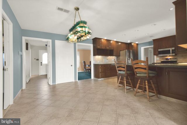 1151 KING DRIVE, Chambersburg, PA 17202