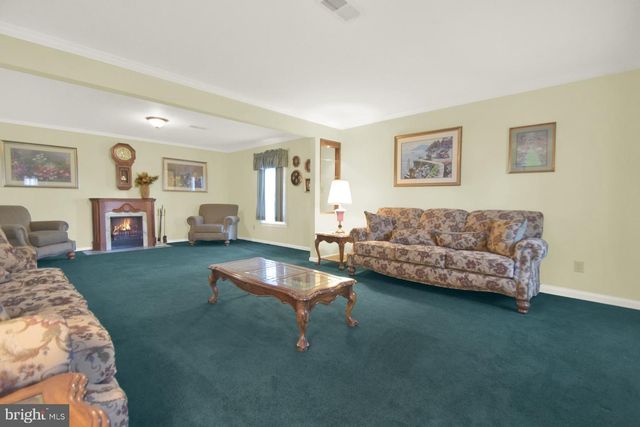 1151 KING DRIVE, Chambersburg, PA 17202