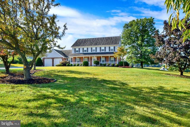 1151 KING DRIVE, Chambersburg, PA 17202