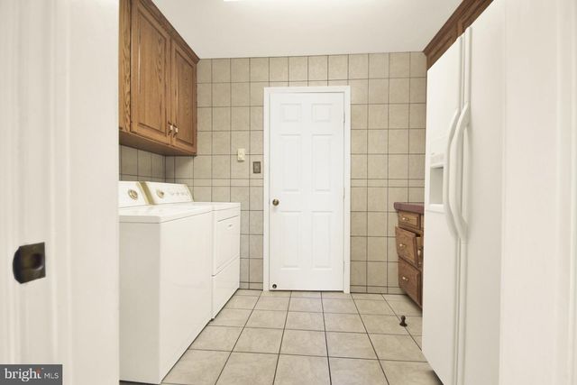 1151 KING DRIVE, Chambersburg, PA 17202