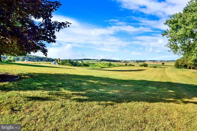 1151 KING DRIVE, Chambersburg, PA 17202