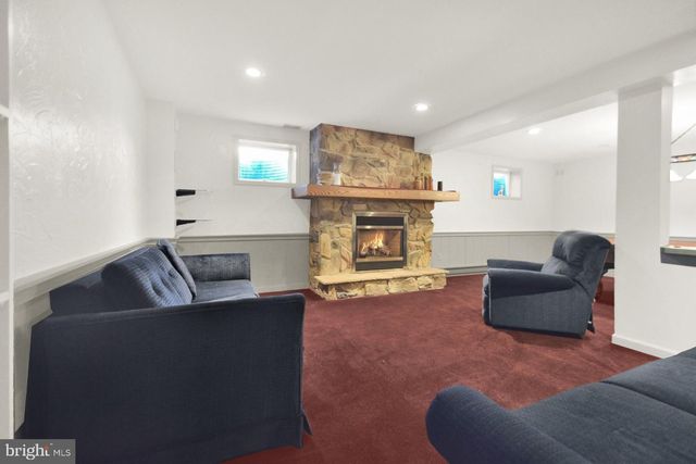 1151 KING DRIVE, Chambersburg, PA 17202