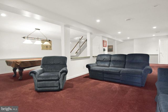 1151 KING DRIVE, Chambersburg, PA 17202