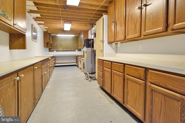 1151 KING DRIVE, Chambersburg, PA 17202