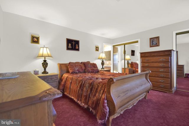 1151 KING DRIVE, Chambersburg, PA 17202