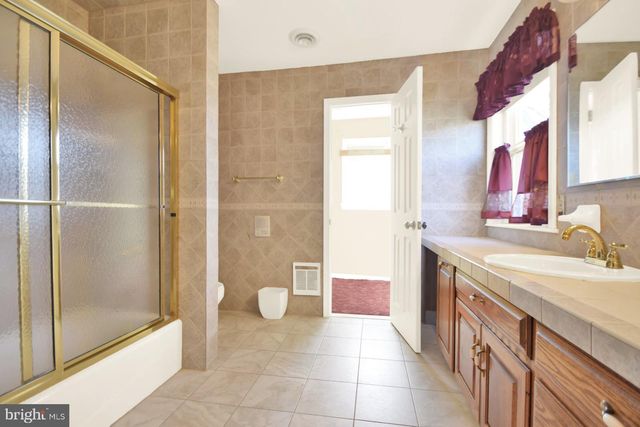 1151 KING DRIVE, Chambersburg, PA 17202