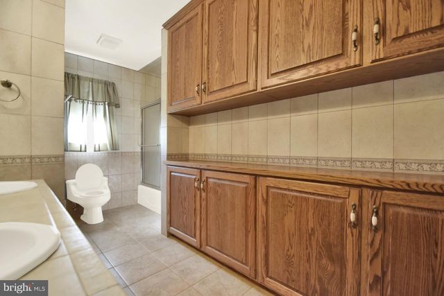 1151 KING DRIVE, Chambersburg, PA 17202