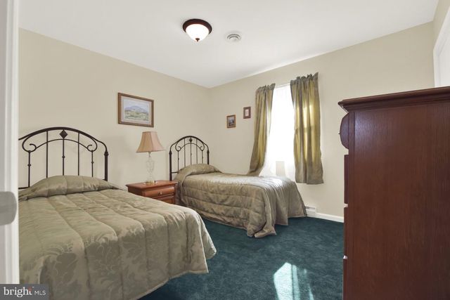 1151 KING DRIVE, Chambersburg, PA 17202