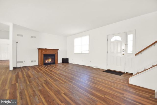 1151 KING DRIVE, Chambersburg, PA 17202