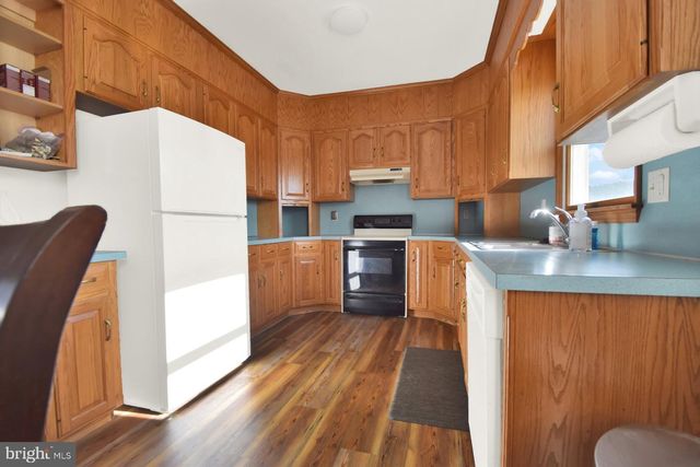 1151 KING DRIVE, Chambersburg, PA 17202