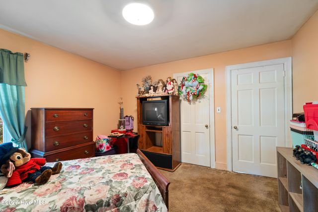112 Alexander Circle, Greenville, NC 27858