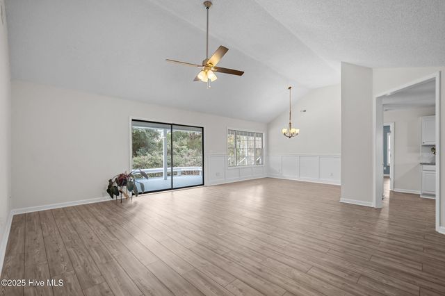 312 Palmer Way, Wilmington, NC 28412