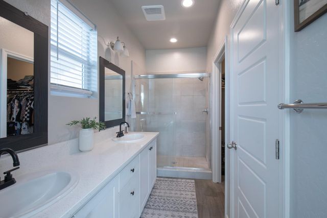 2020 Descanso Avenue, Clovis, CA 93619