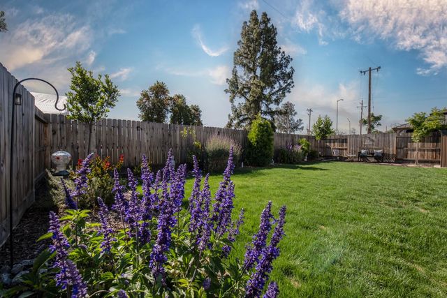 2020 Descanso Avenue, Clovis, CA 93619