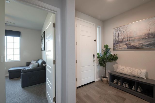 2020 Descanso Avenue, Clovis, CA 93619