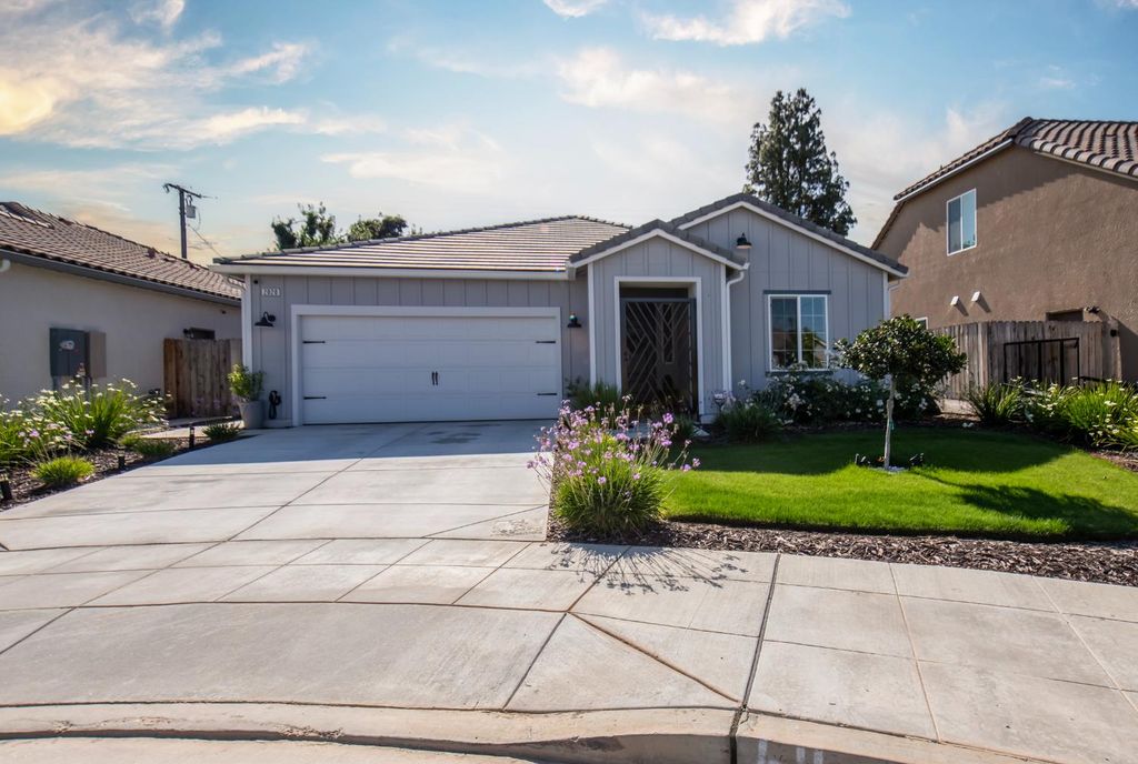 2020 Descanso Avenue, Clovis, CA 93619
