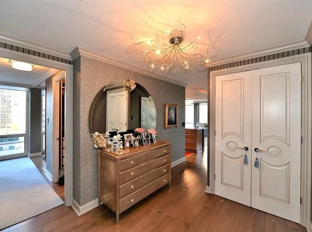 111 E Chestnut Street 22A, Chicago, IL 60611