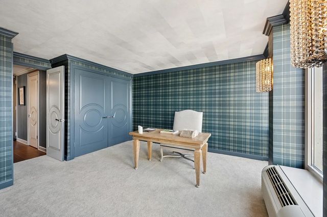 111 E Chestnut Street 22A, Chicago, IL 60611