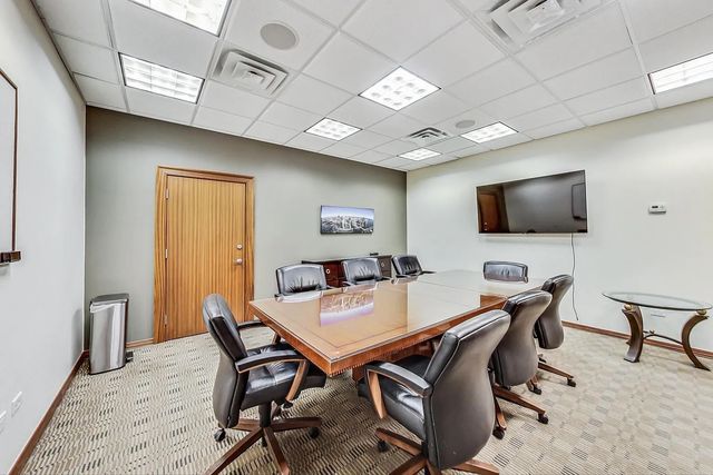 111 E Chestnut Street 22A, Chicago, IL 60611