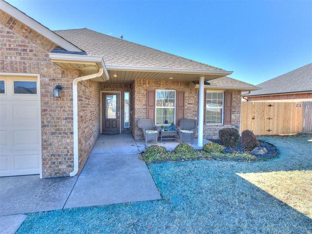 2312 Timbers Boulevard, Shawnee, OK 74804