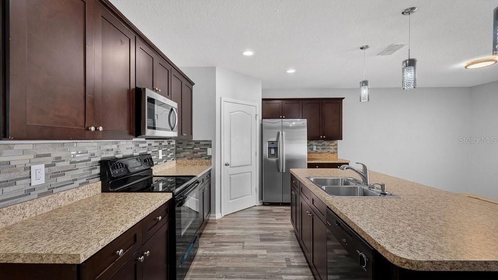 Image 12 of property listing at 430 PINK CORAL LANE, New Smyrna Beach, FL 32168