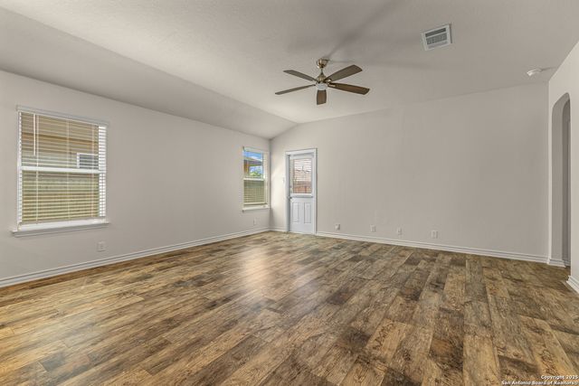 6819 Whisper Grove, San Antonio, TX 78252