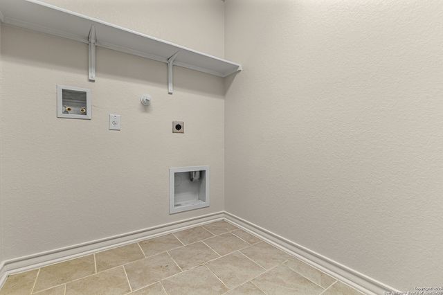 6819 Whisper Grove, San Antonio, TX 78252