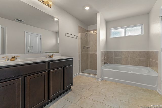 6819 Whisper Grove, San Antonio, TX 78252