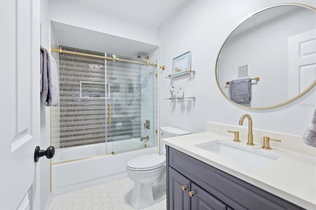 5705 13TH AVENUE W, Bradenton, FL 34209