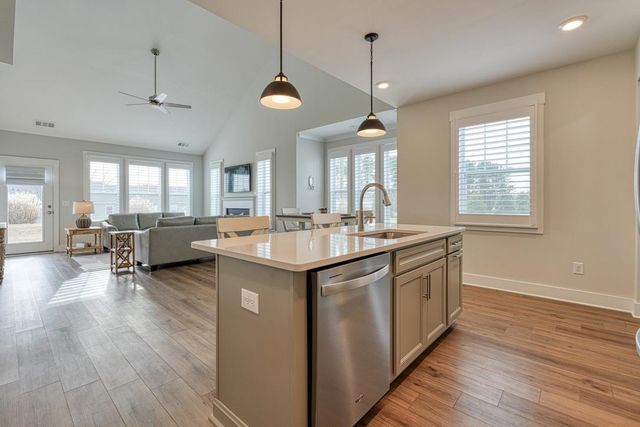 1621 Chelmsford Court, Spartanburg, SC 29301