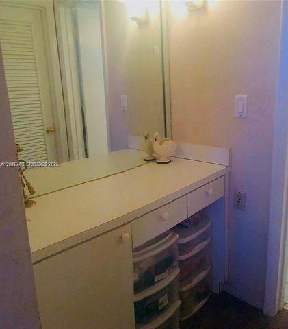 3020 Marcos Dr S103, Aventura, FL 33160