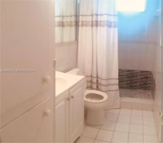 3020 Marcos Dr S103, Aventura, FL 33160
