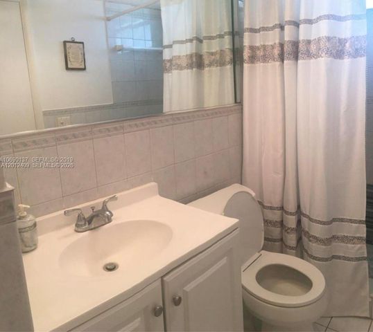 3020 Marcos Dr S103, Aventura, FL 33160