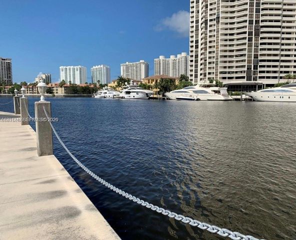 3020 Marcos Dr S103, Aventura, FL 33160