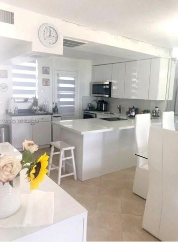 3020 Marcos Dr S103, Aventura, FL 33160