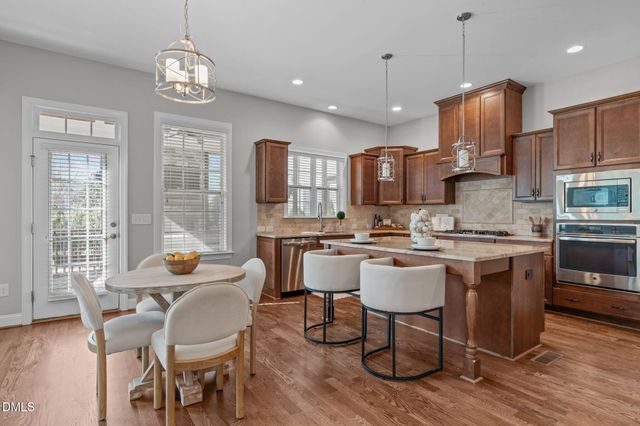 2005 Burrus Hall Circle, Cary, NC 27519