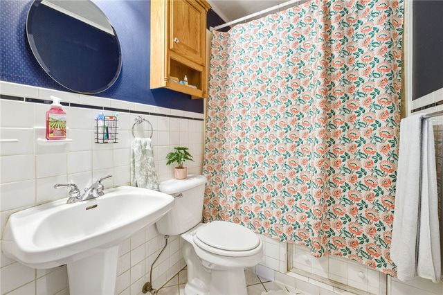 649 Wilson Avenue, Fayetteville, AR 72701