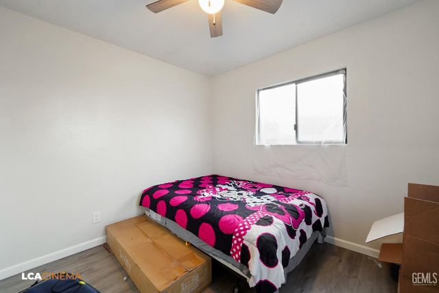 1916 Wilson Road, Bakersfield, CA 93304