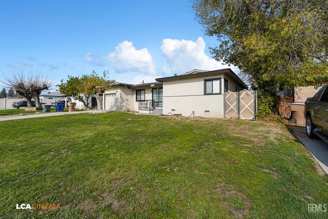 1916 Wilson Road, Bakersfield, CA 93304