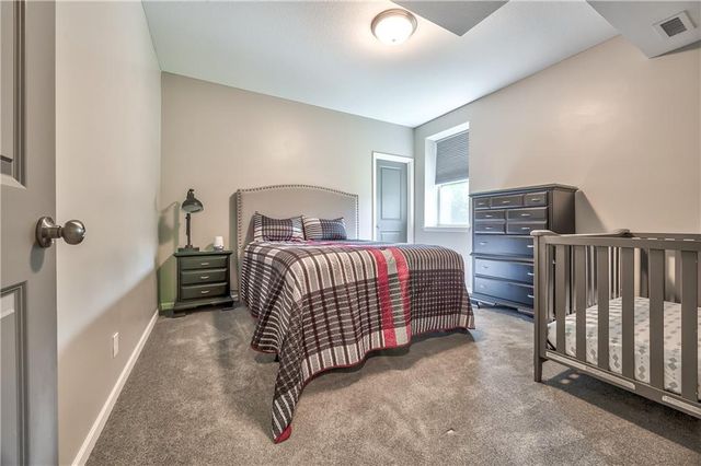 8 E 122nd Street, Kansas City, MO 64145
